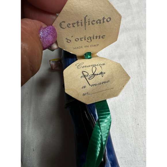 Policeman Statue Signed Italy with Certification Hangin on arm 9" Gift - Picture 8 of 8